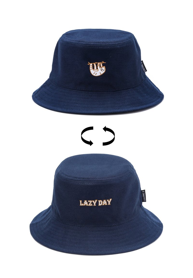 树懒 / LAZY DAY 刺绣图案双面渔夫帽 (深蓝色) - 帽子 - 棉 蓝色