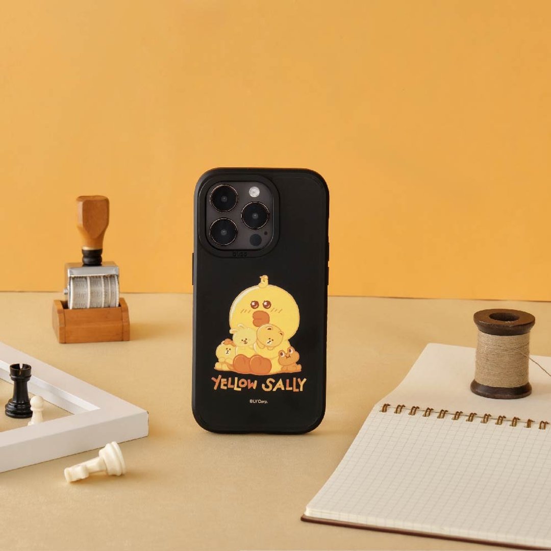 LINE FRIENDS黄色莎莉-拥抱伙伴们峡谷强悍MagSafe iPhone手机壳 - 手机壳/手机套 - 硅胶 多色