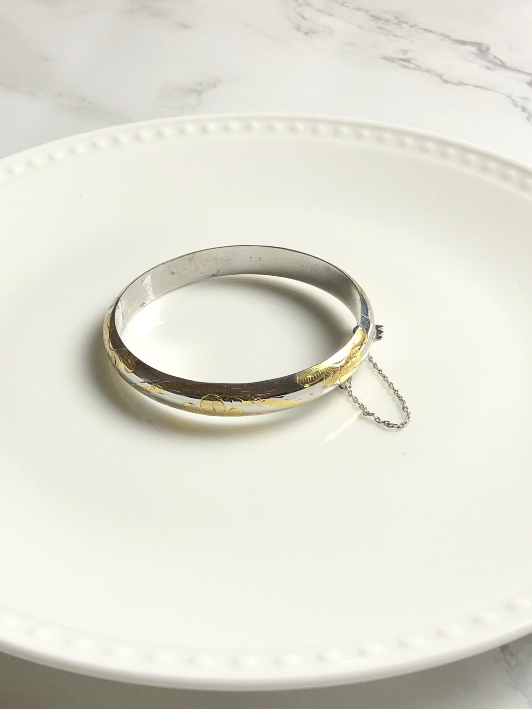 Vintage 925 Sterling Silver Bangle Bracelet - 手链/手环 - 贵金属 银色