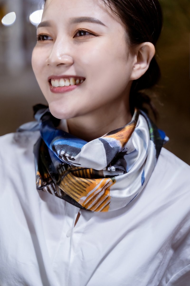 雪冰山小木屋 - 缎面方形丝巾 发带 领巾  礼盒 礼物 - 丝巾 - 丝．绢 蓝色