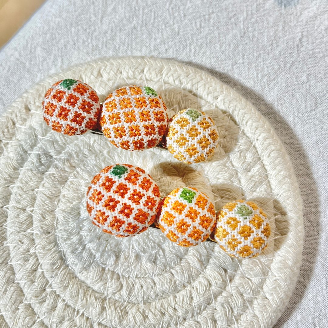 柑仔 橘子小巾绣发夹 | 刺绣发饰 鸭嘴夹 - 发饰 - 绣线 橘色