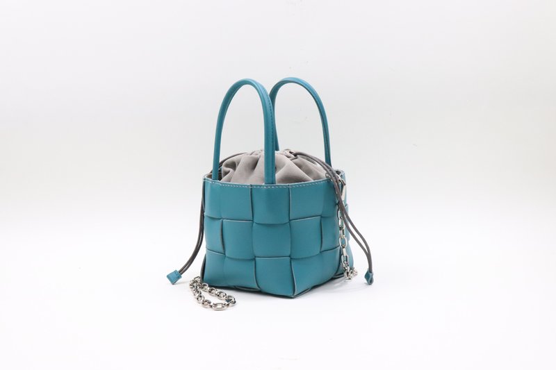 DIY bag kit - An adorable Mini Zinnia bag - 皮件 - 真皮 多色