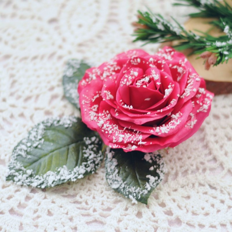 Flower hair comb. Red rose hair accessory. Wedding hair flower. 婚禮髮飾 - 发饰 - 其他材质 红色