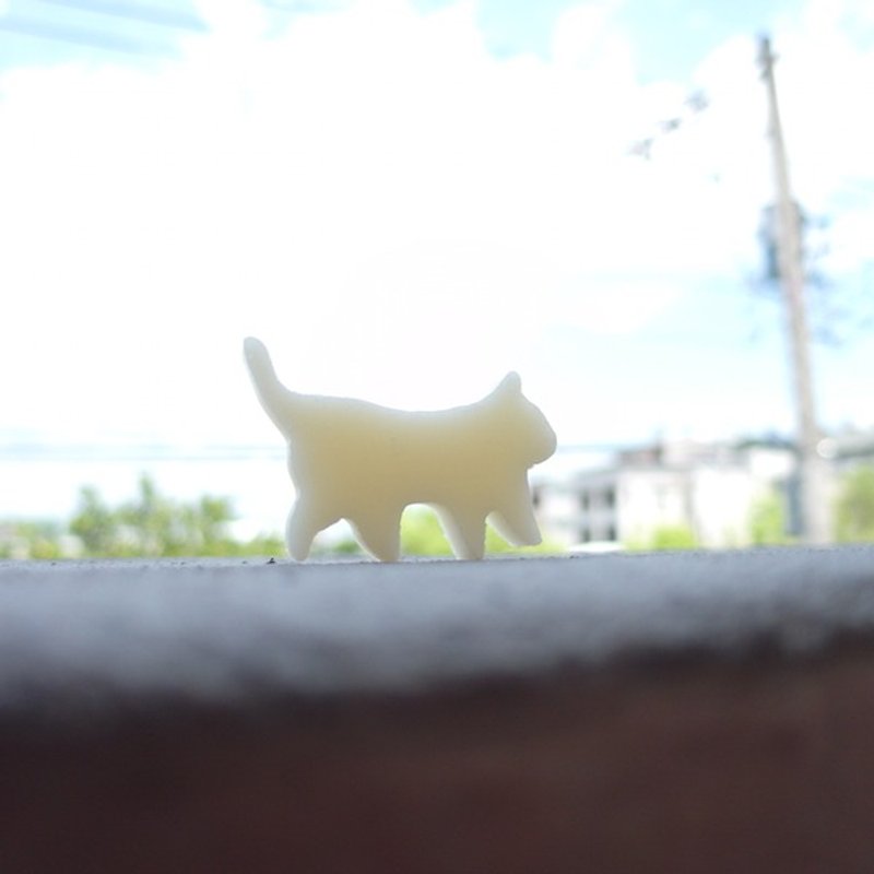 ☆Rainbow forest☆ Cat walk 手工皂 订制  婚礼小物 宠物 生日礼物 毕业礼物 圣诞节礼物 交换礼物 新年礼物 - 肥皂/手工皂 - 植物．花 白色