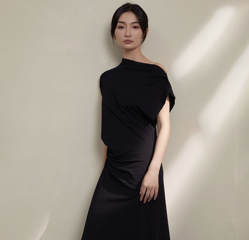 【棉质肌理】新中式复古 针织露肩/修身开叉晚礼服 - 洋装/连衣裙 - 棉．麻 黑色