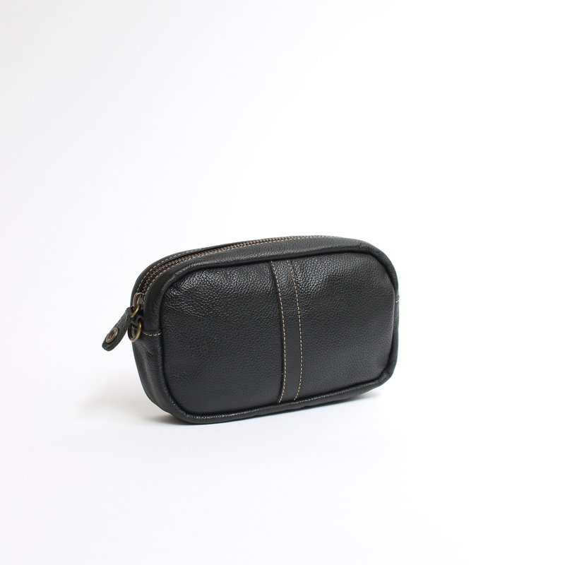 Made-to-order leather / shoulder pouch - 化妆包/杂物包 - 真皮 黑色