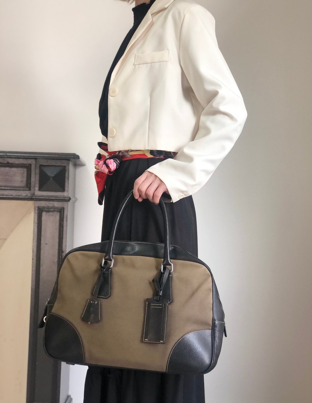 【VintageShop solo 日本直送中古包专卖店】PRADA 普拉达 经典手提包 黑×米白 异材质拼接 皮革×帆布 波士顿包 vintage 7dekxx - 手提包/手提袋 - 棉 咖啡色