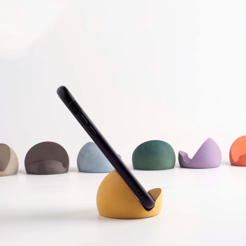 |woohuang| 台湾设计 | 水泥制 | 手机扩香架/座 - 香薰/精油/线香 - 水泥 红色