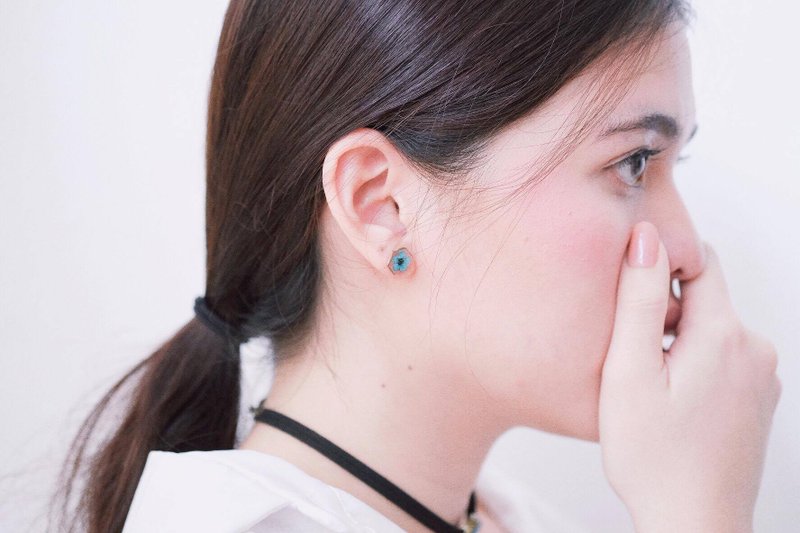 Hexagon "PLUM BLOSSOM" Earring -sliver92.5% - 耳环/耳夹 - 植物．花 蓝色