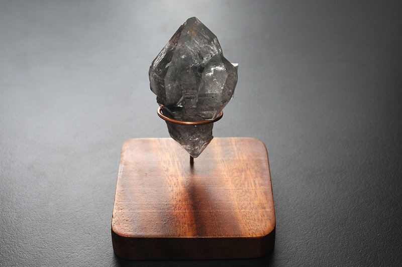 闪灵钻 /矿石/水晶/灵修/开运/招财/破煞/防小人 - 摆饰 - 水晶 