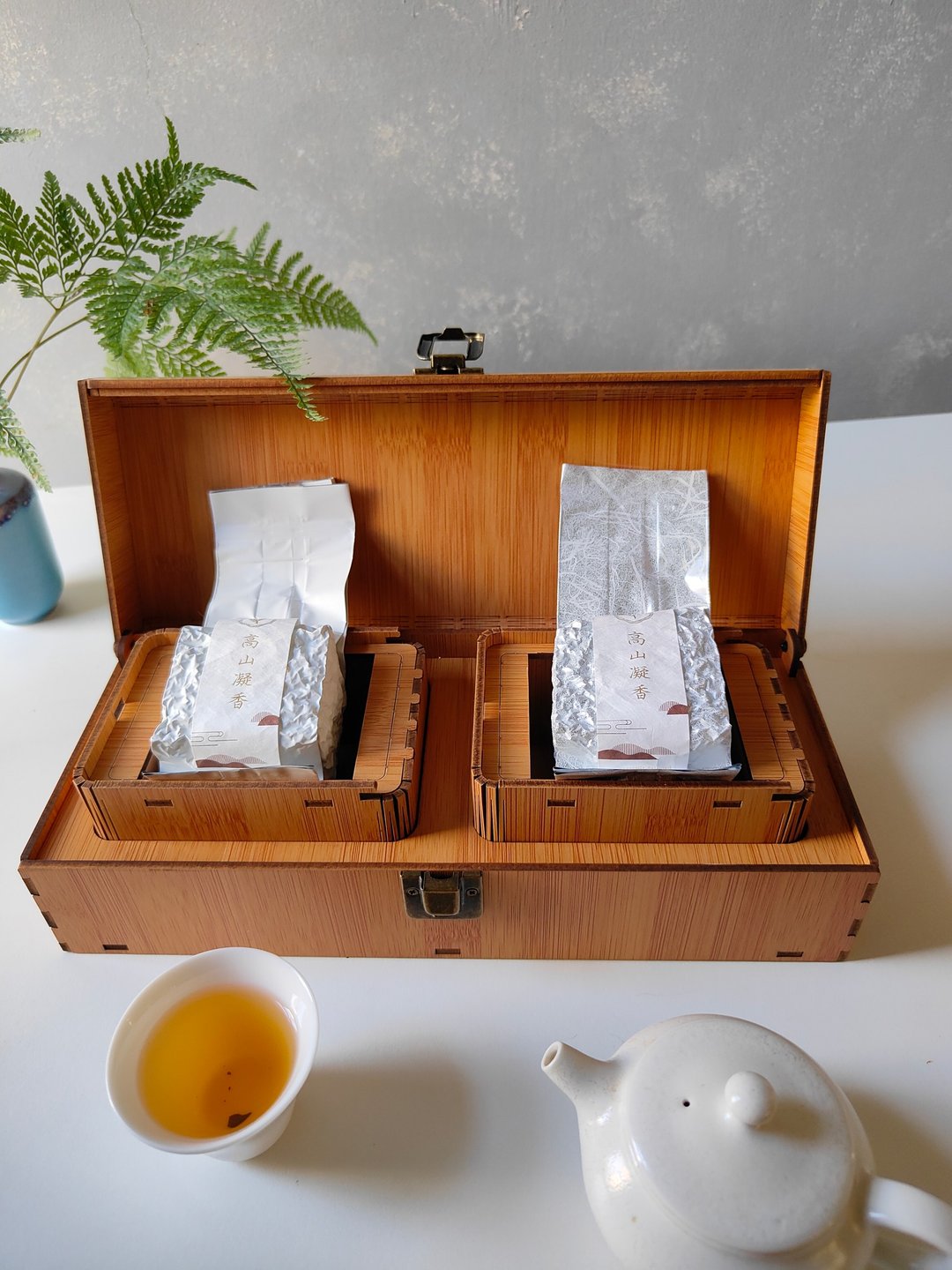 新品 高山凝香乌龙茶提盒组 - 茶 - 纸 白色