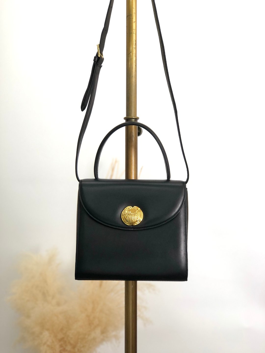 【日本直送 名牌中古包】GIVENCHY (纪梵希) 黑色 Logo 皮革 2way 包款 复古 8rzymr - 侧背包/斜挎包 - 真皮 黑色