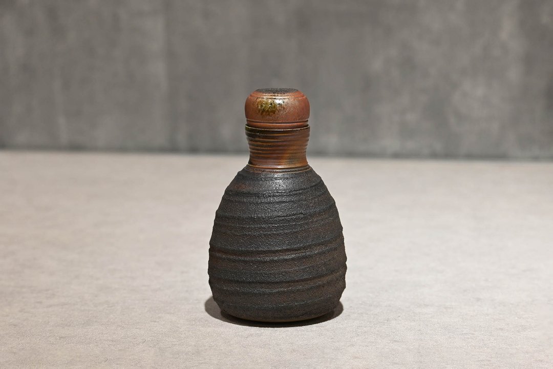 | 300cc |柴烧酒器 清酒器 温酒瓶 含防尘盖【臻麟陶艺】 - 茶具/茶杯 - 陶 