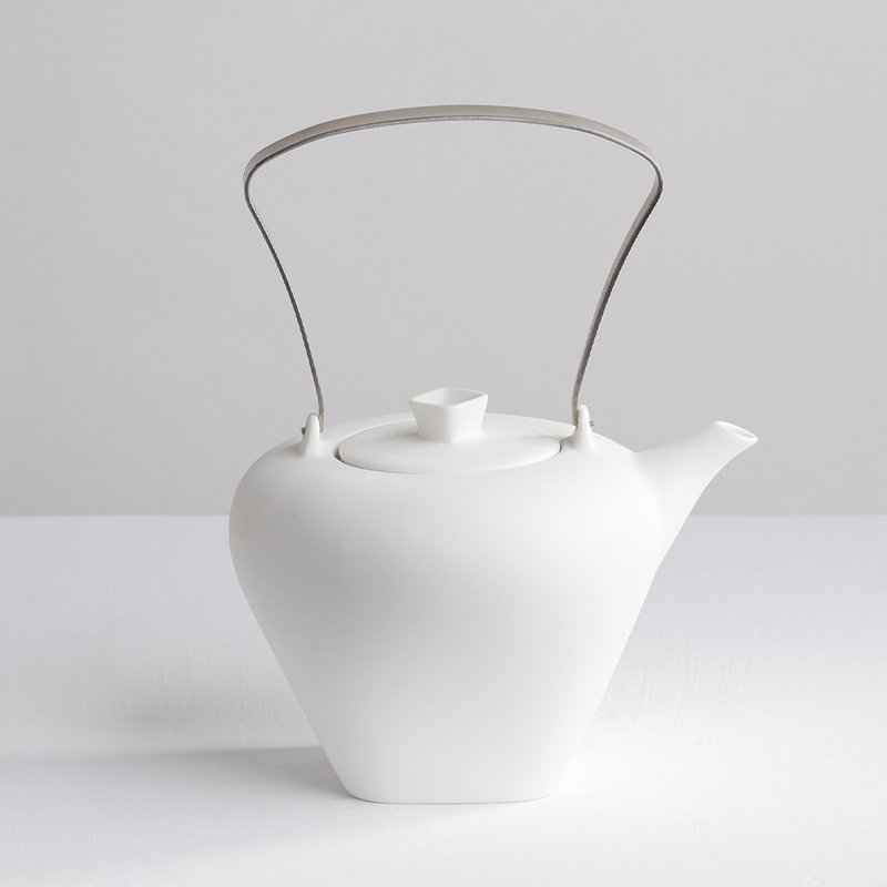 【3,co】轻瓷方圆壶 - 茶具/茶杯 - 瓷 白色