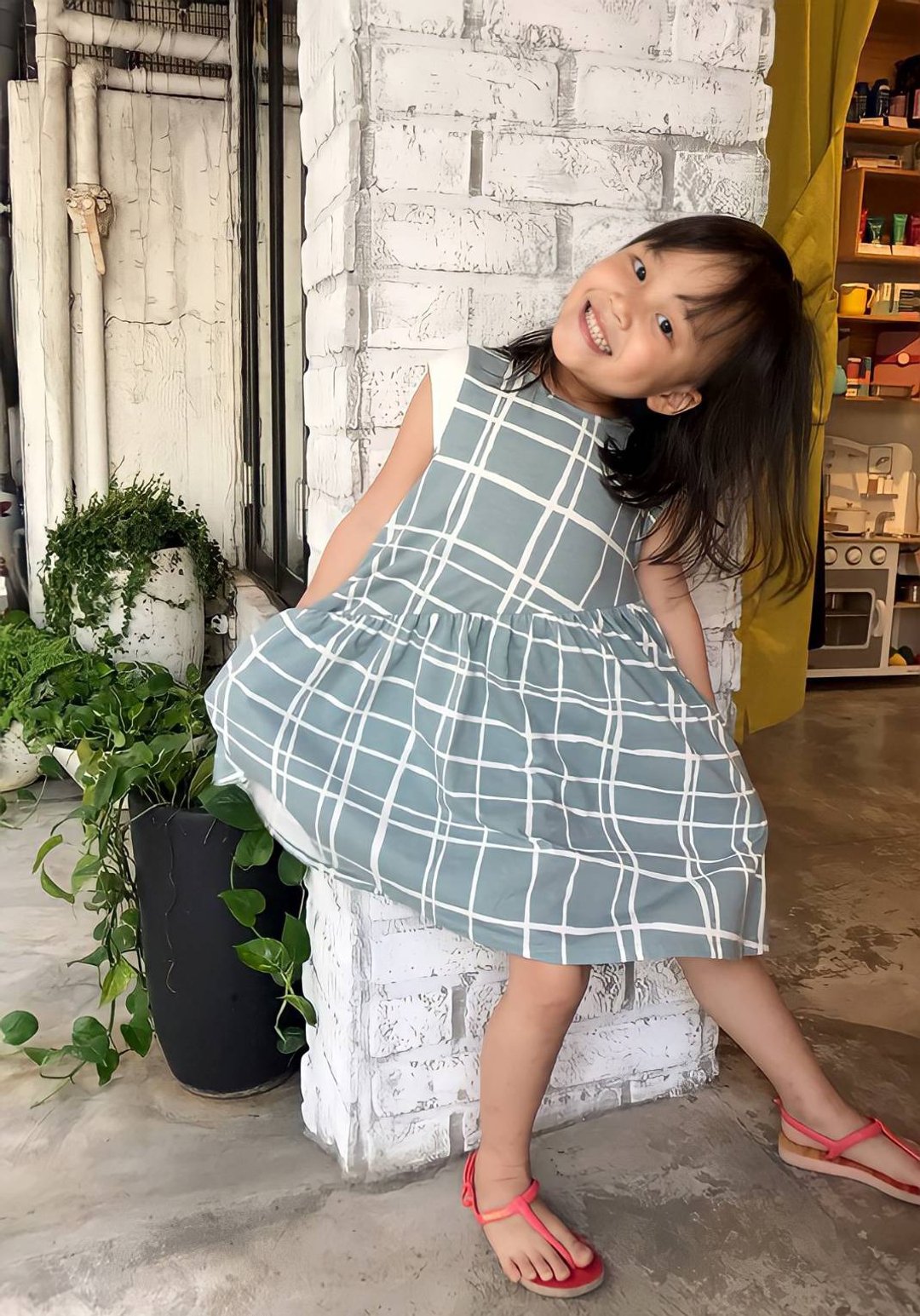 Comoyo-配色袖格子高腰洋装(2色) - 童装礼服/连衣裙 - 棉 