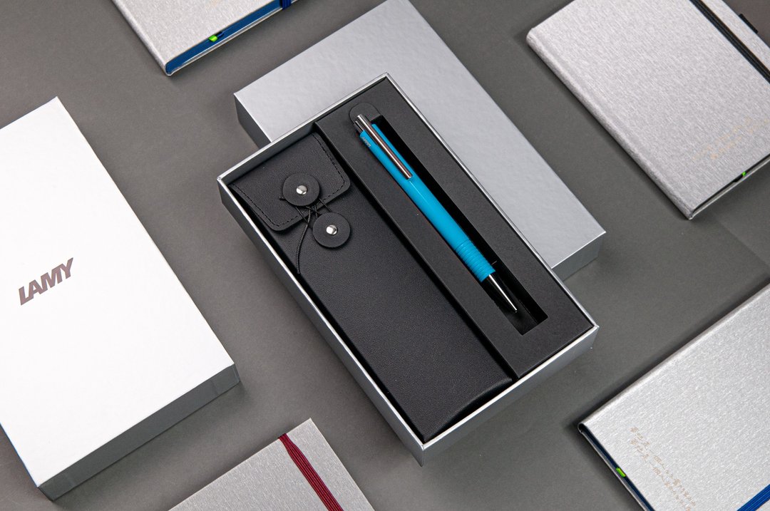 LAMY 原子笔 黑线圈笔袋礼盒 / LOGO 204 系列-多彩 - 圆珠笔/中性笔 - 塑料 多色