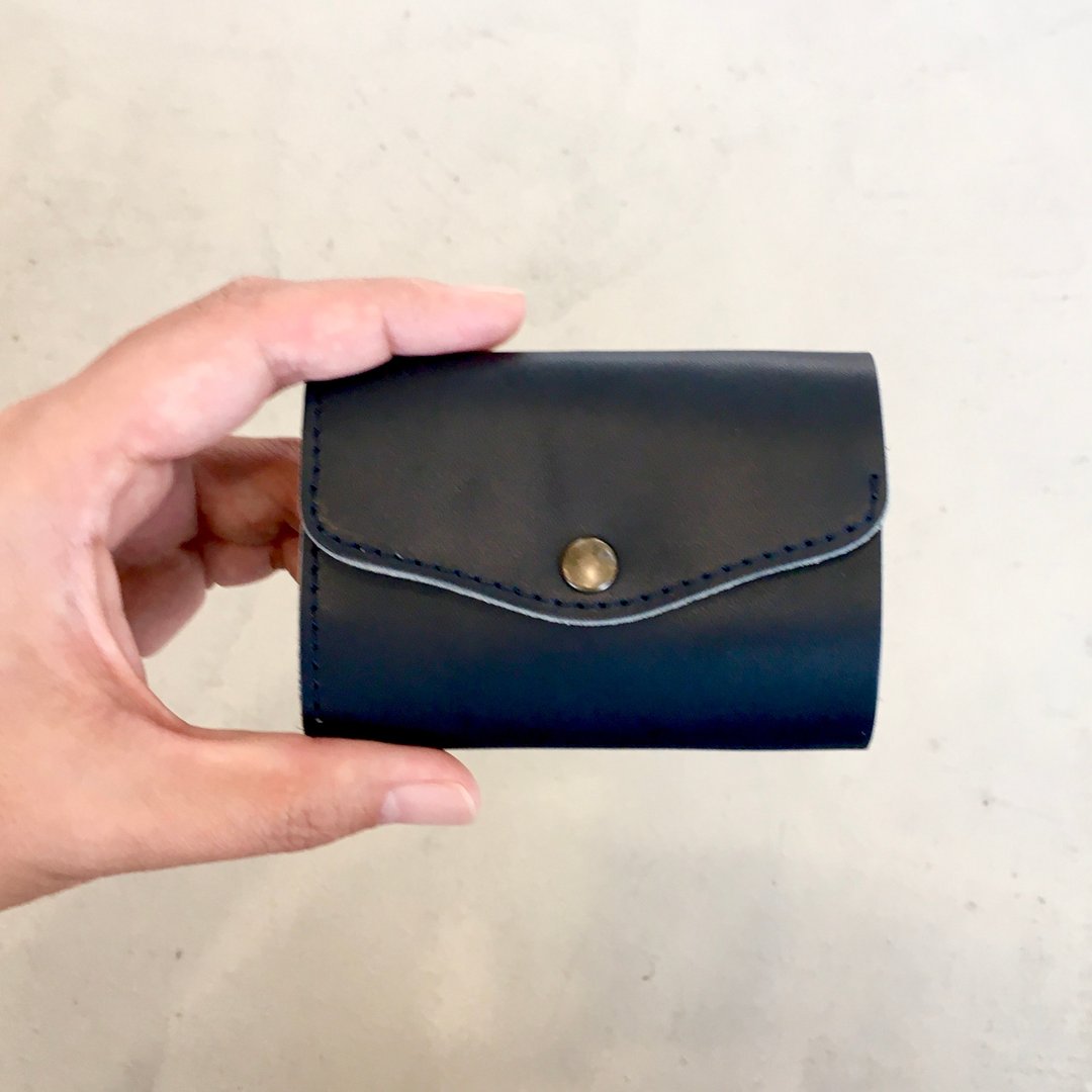 Tochigi Leather Nume Leather Tri-Fold Compact Wallet Free or Paid Engraving [Navy] - 皮夹/钱包 - 真皮 蓝色