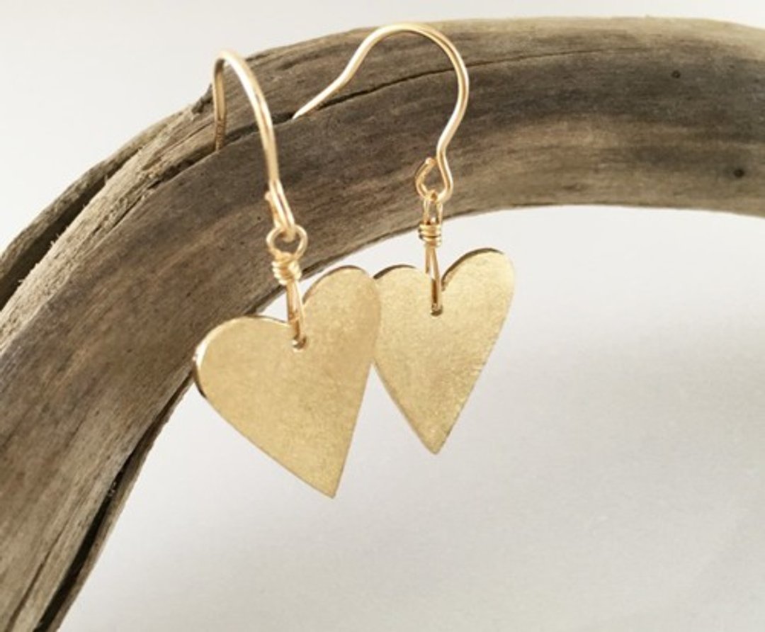 Witch's Sandy Golden Heart Earrings / Clip-On 1 - 耳环/耳夹 - 其他金属 