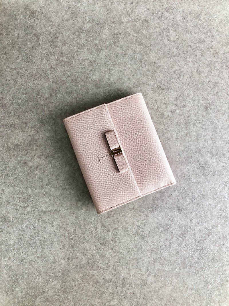 [日本直送，二手包装] Salvatore Ferragamo Salvatore Ferragamo钱包粉红丝带图案皮革双折 2yr6xk - 皮夹/钱包 - 真皮 粉红色