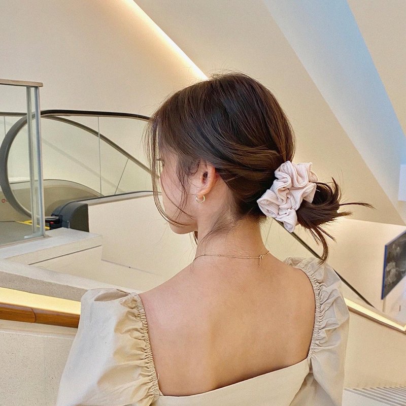 Buttercream scrunchies - (KHLEUN) - 发饰 - 其他材质 