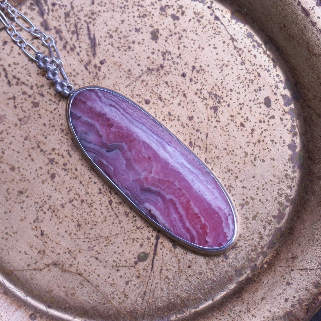 天然菱锰矿 手工纯银长链 印加玫瑰 阿根廷石 Rhodochrosite - 项链 - 宝石 粉红色