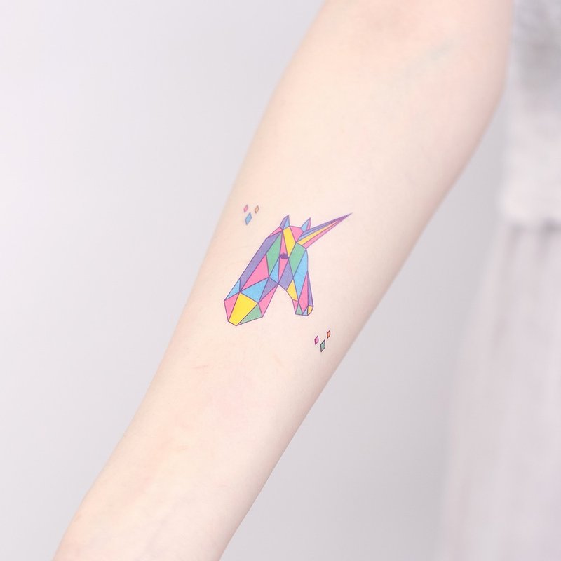 刺青纹身贴纸 / 梦幻 彩虹马 几何 独角兽 Surprise Tattoos - 纹身贴 - 纸 多色