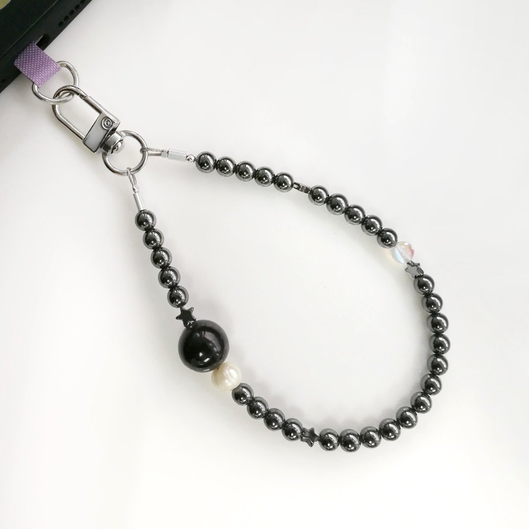 Carry Your Style系列-淡水珍珠配铁石及月亮石 手机手腕带 手绳 - 手机配件 - 石头 黑色