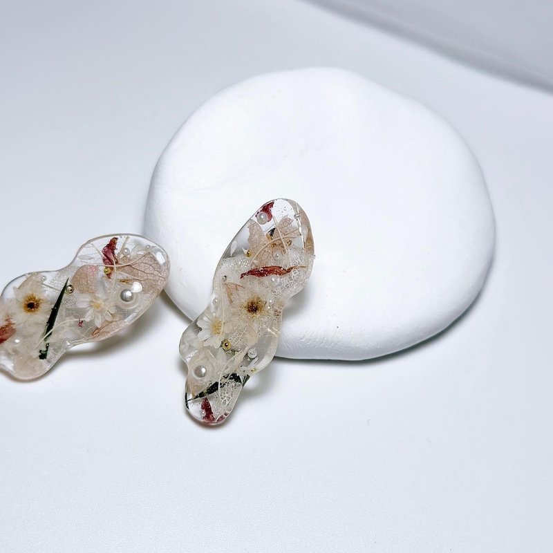 莯谷 • 押花手工耳环 - 耳环/耳夹 - 植物．花 