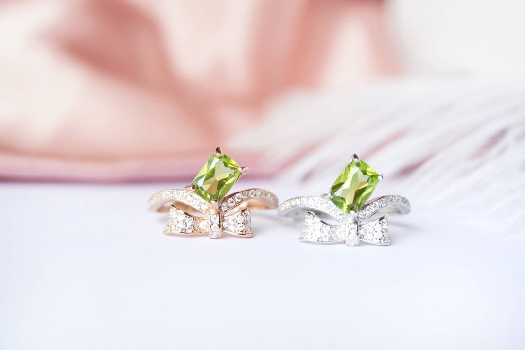 Natural Peridot square shape Silver 925 Ring, adjustable ring - 戒指 - 纯银 绿色