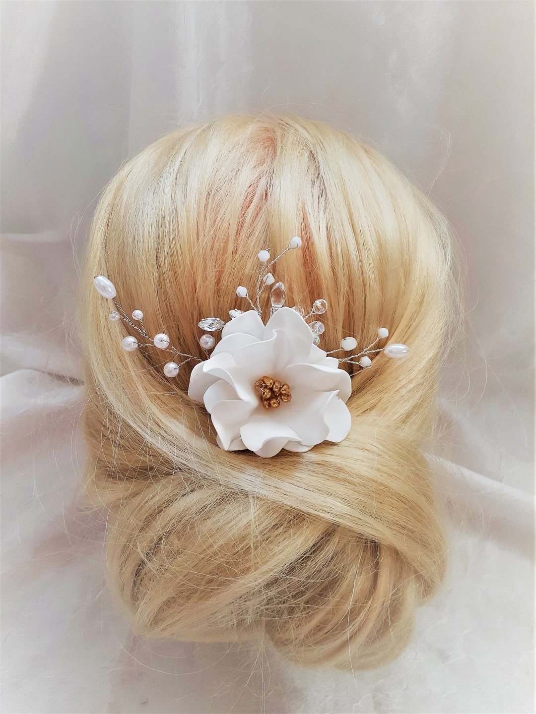 Bridal headpiece, Wedding hair comb, Floral Wedding Hair vine, White hair flower - 发饰 - 水晶 白色
