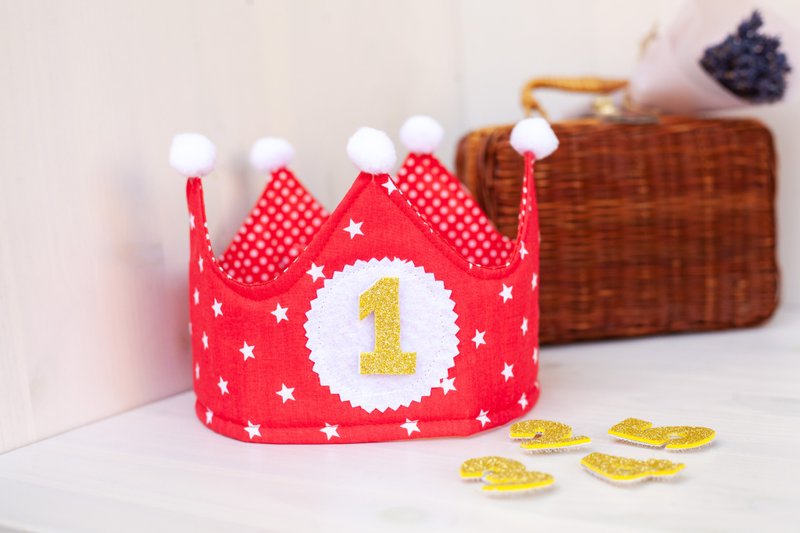Baby Crown, Red Play Crown, Pretend Play Crown, Party Hat, 1st Birthday Crown - 婴儿饰品 - 棉．麻 红色