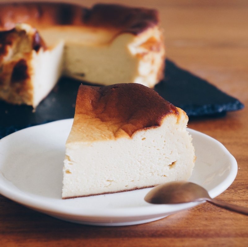 室友的巴斯克 6寸 - 蛋糕/甜点 - 其他材质 白色