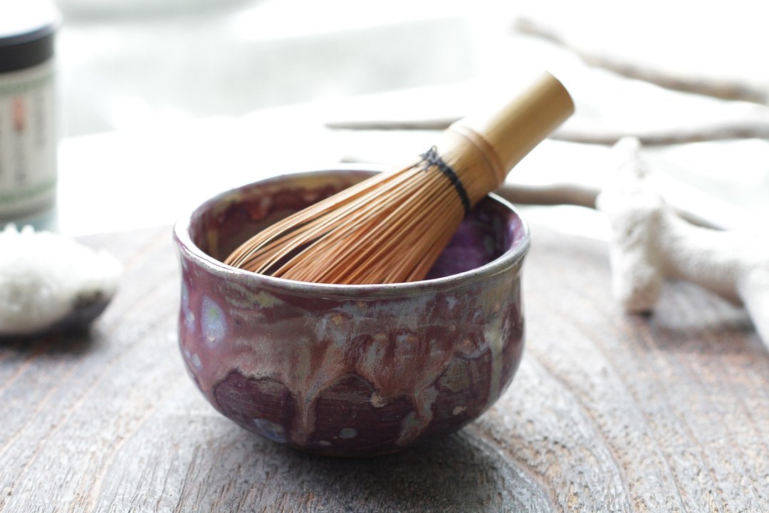 手拉坏在火星的日子陶碗/茶碗/抹茶碗 - 茶具/茶杯 - 陶 紫色
