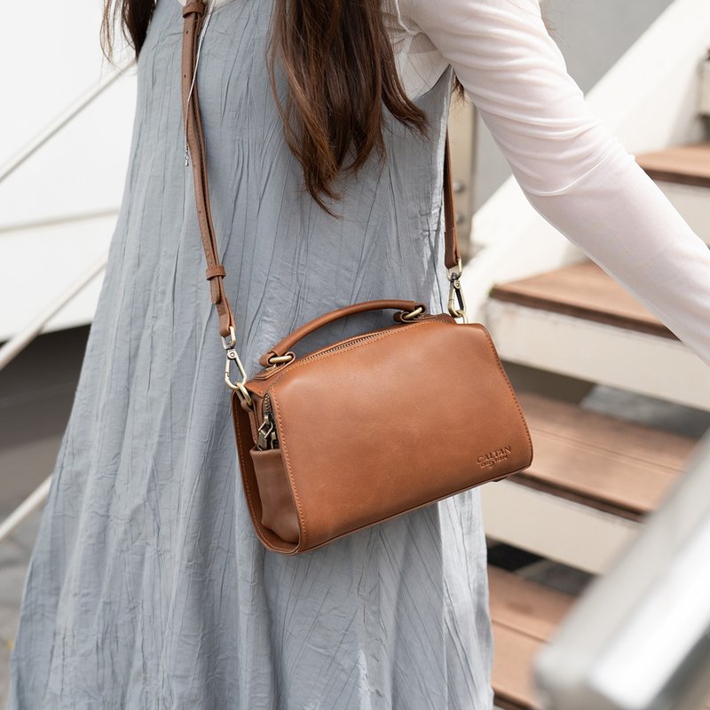 【24hr快速出货】Elm Satchel经典真皮横式医生包 234081ht - 侧背包/斜挎包 - 真皮 咖啡色