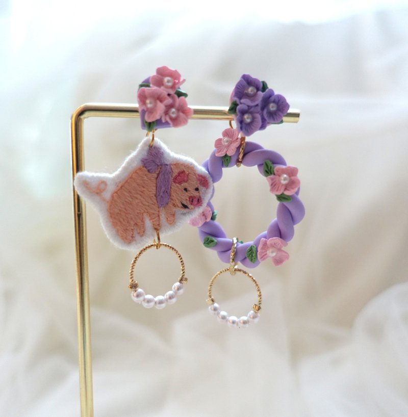 猪小姐手作耳环 - 耳环/耳夹 - 陶 粉红色