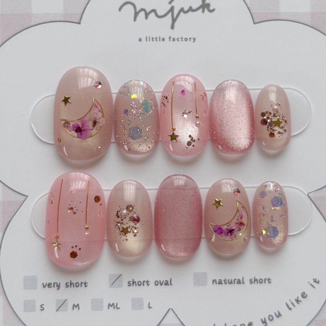 现货贩售 / 仅此一件 short oval_M 花朵・星星・月亮・亮粉 - 指甲油/指甲贴 - 其他材质 粉红色