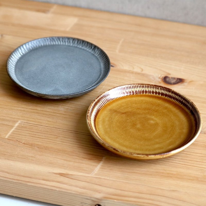 使用这道菜来尝试像专业人士一样烹饪和摆盘 - 盘子/餐盘/盘架 - 陶 灰色