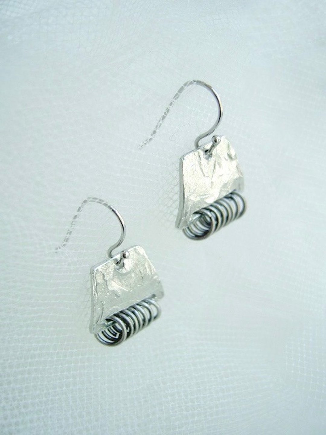 Tin earrings / Clip-On/ trapezoids and rings - 耳环/耳夹 - 其他金属 银色