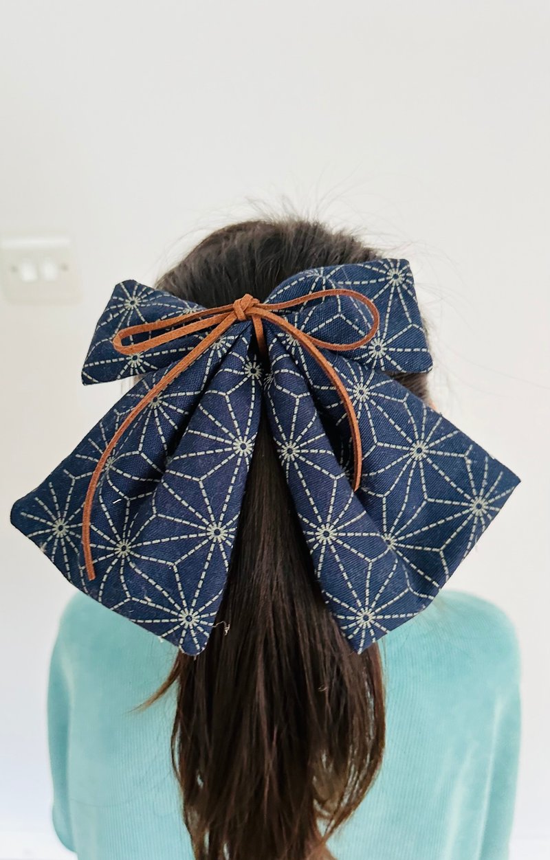 英国手工制作 日本和风古典 海军蓝布蝴蝶 头饰发圈 - 发饰 - 棉．麻 蓝色