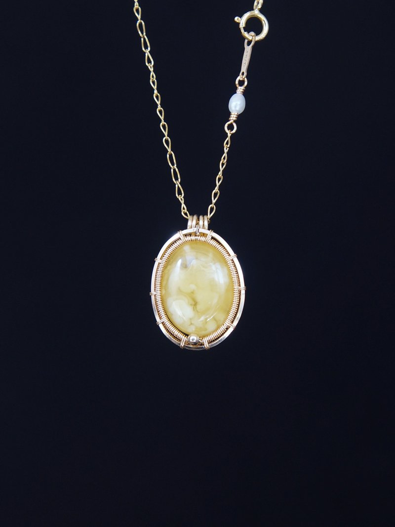 天然蜜蜡吊坠/金绞蜜项链/14kGF/波罗的海琥珀毛衣链/简约时尚 - 项链 - 宝石 金色