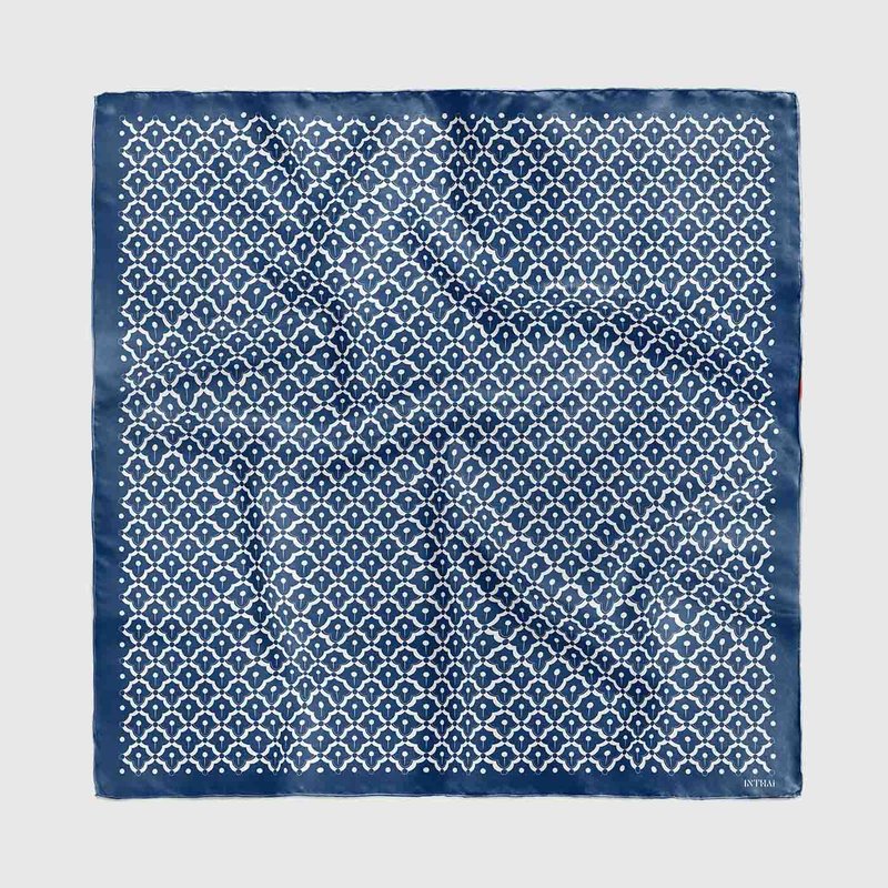 Silk satin scarf - Pineapple On Blue - 丝巾 - 其他材质 蓝色