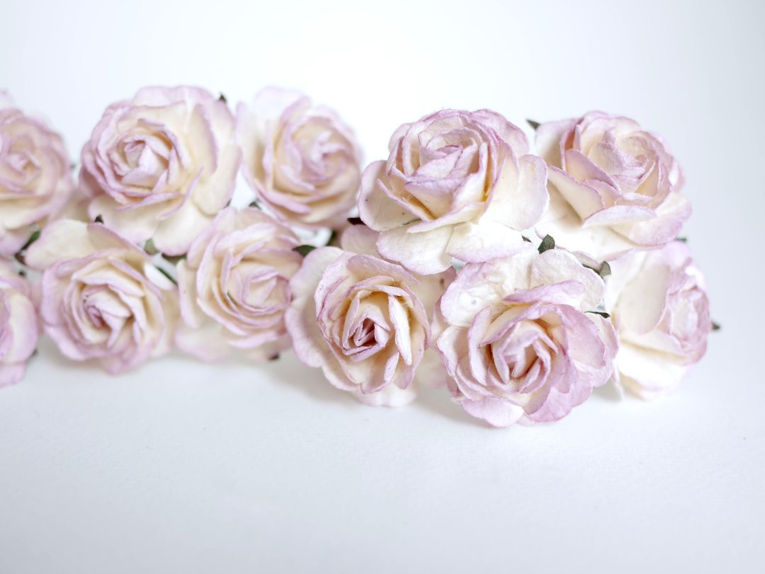 Paper Flower, 25 pcs., DIY supplies rose size 3.5 cm., pale fuchsia brush ivory. - 其他 - 纸 橘色