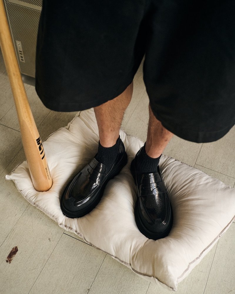 VATIC PENNY LOAFER BROGUE POLISHED BLACK 雕花便仕乐福鞋 - 男款牛津鞋/乐福鞋 - 真皮 黑色