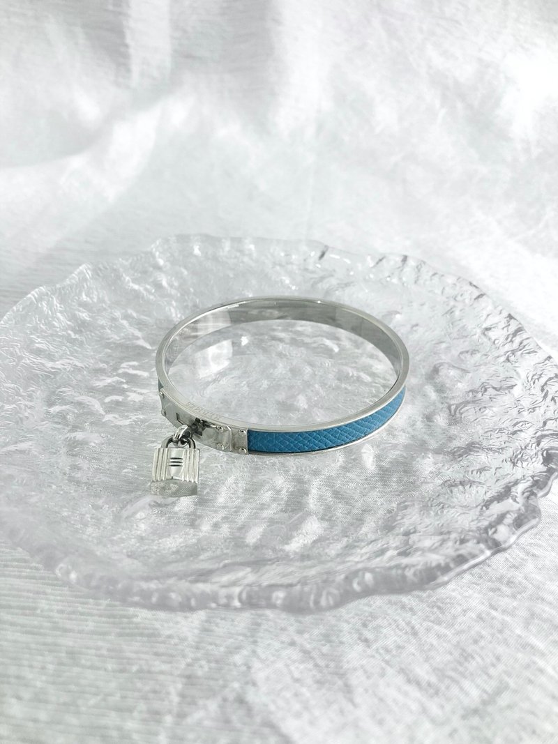 【 日本直送 名牌中古包 】HERMES 爱马仕 手镯 银蓝色 凯莉 vintage 古董 wwkytm - 手链/手环 - 其他材质 蓝色