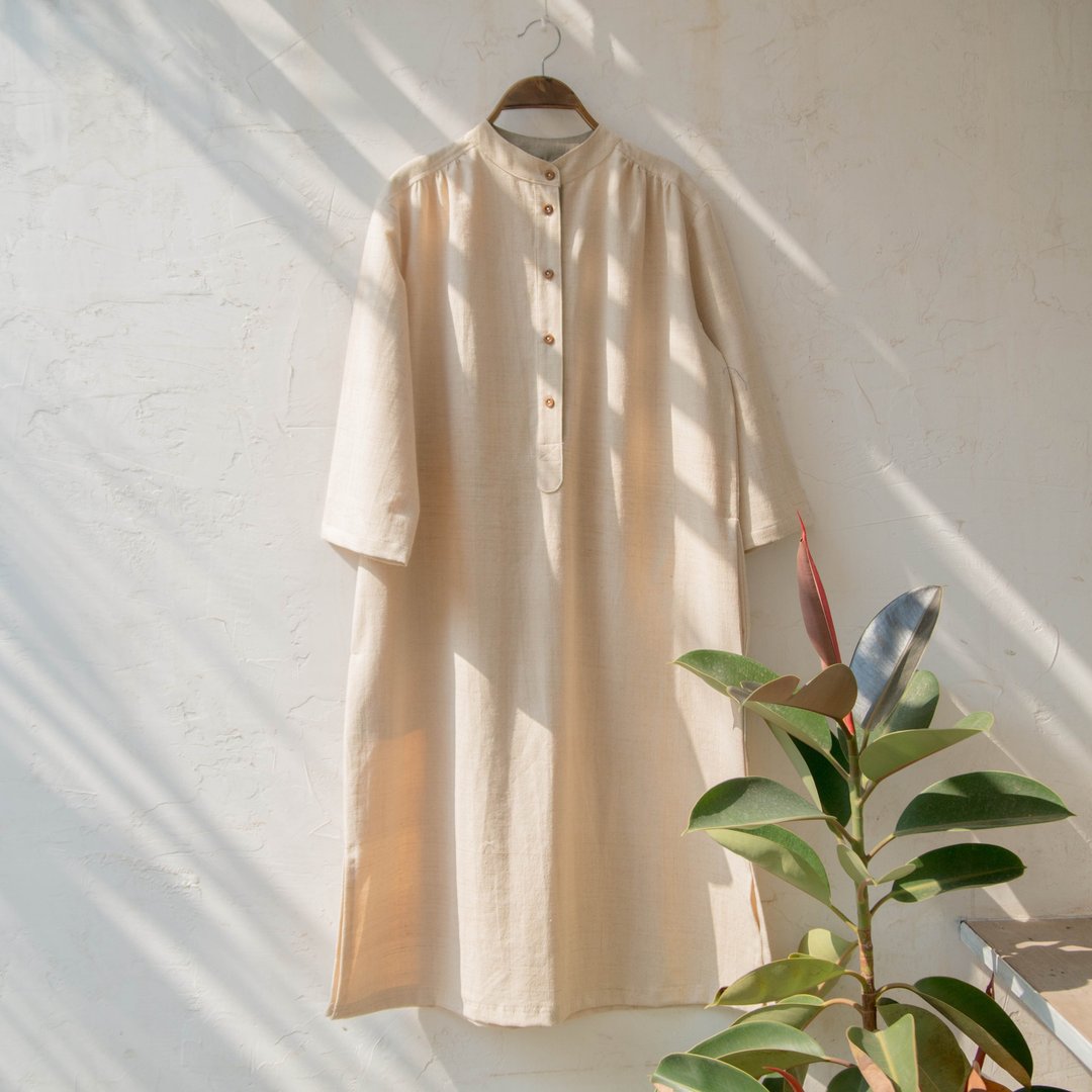 eggnog mandarin collar dress | handwoven natural dyed cotton | - 洋装/连衣裙 - 棉 白色