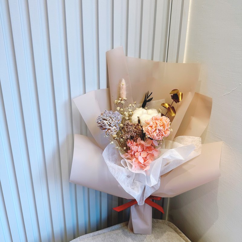 母亲节大花束。母亲节花束。花束。康乃馨。母亲节花礼 - 干燥花/捧花 - 植物．花 