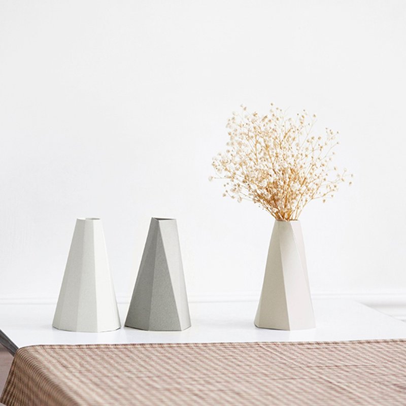 【手作】Small Good Things 几何花器(石头色) - 木工/竹艺/纸艺 - 纸 灰色