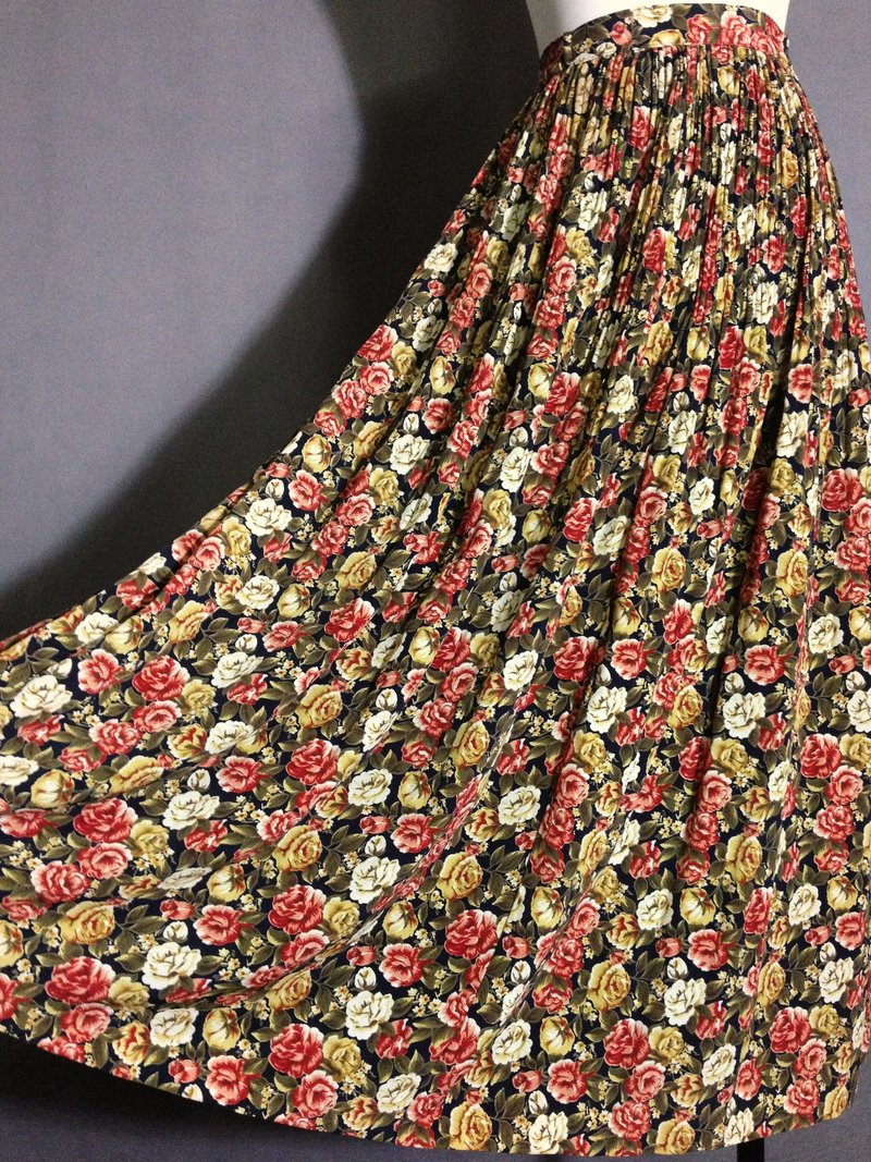 时候古着 [ 古董裙/ 玫瑰花园大裙摆古董裙 ] 国外带回 VINTAGE - 裙子 - 聚酯纤维 多色