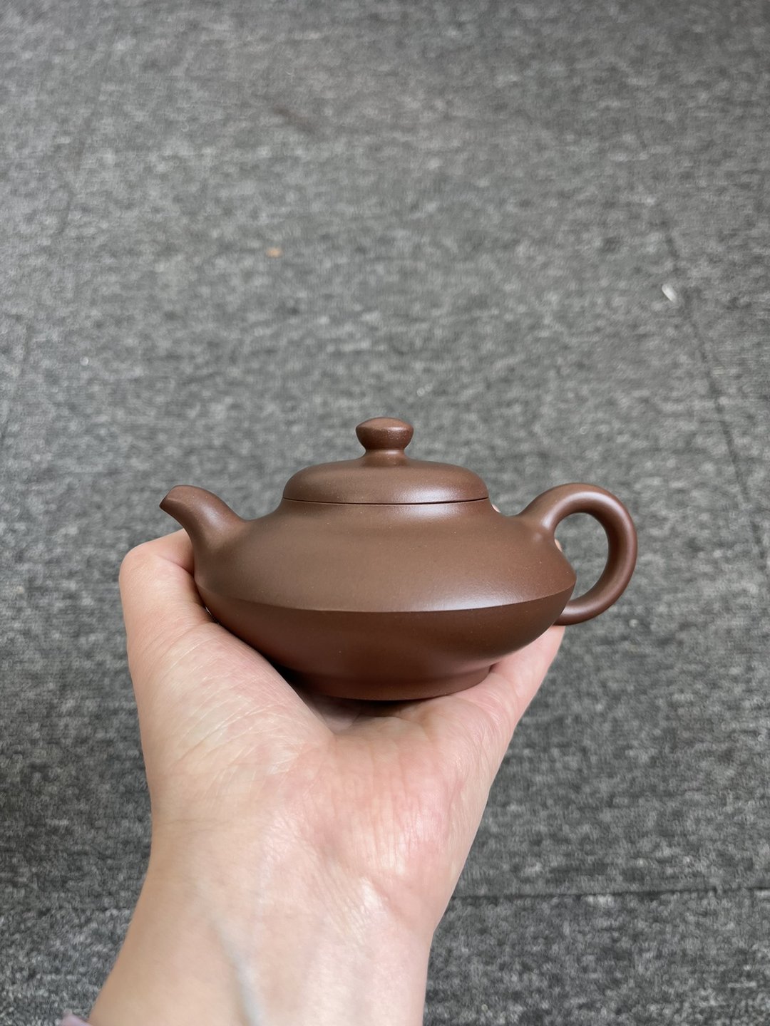 合欢 现货实拍 原矿极品文革料 正宗润泽 器型正宗 稳重大气 型神 - 茶具/茶杯 - 陶 灰色