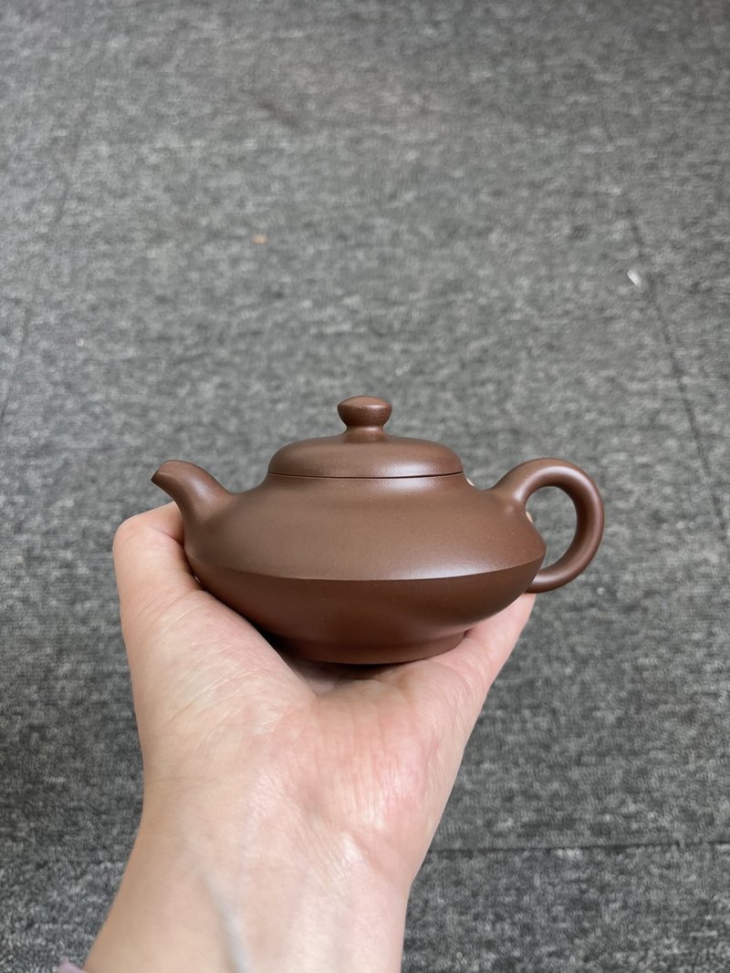合欢 现货实拍 原矿极品文革料 正宗润泽 器型正宗 稳重大气 型神 - 茶具/茶杯 - 陶 灰色